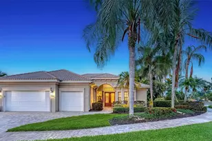 8889 Enclave Ct, Sarasota, FL 34238 - Photo 3