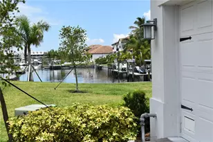 3027 Bermuda Sloop Cir, Ruskin, FL 33570 - Photo 3