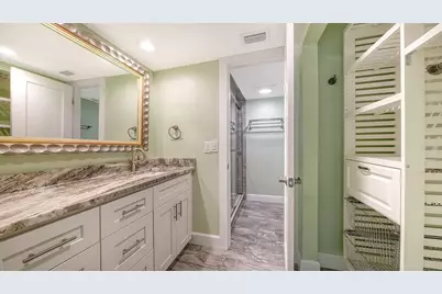 4234 Gulf Of Mexico Drive #M1, Longboat Key, FL 34228 - Photo 11