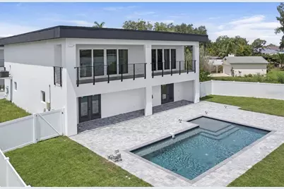 711 Tropical Drive, Bradenton, FL 34208 - Photo 9