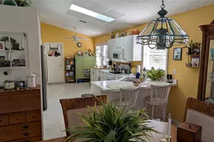 5406 83rd Terrace E, Sarasota, FL 34243 - Photo 13