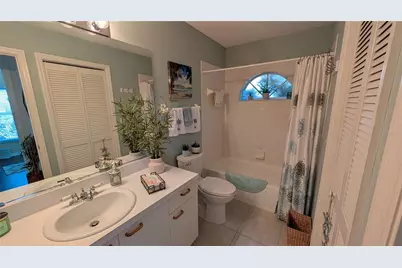 5406 83rd Terrace E, Sarasota, FL 34243 - Photo 13