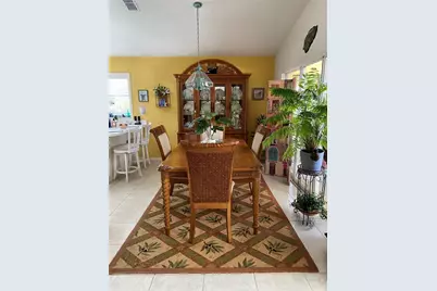 5406 83rd Terrace E, Sarasota, FL 34243 - Photo 5