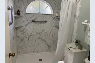 5406 83rd Terrace E, Sarasota, FL 34243 - Photo 9