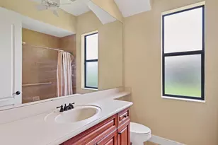 4688 Tuscana Dr, Sarasota, FL 34241 - Photo 19