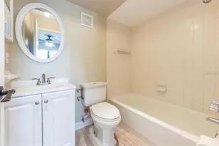2903 62nd St W, Bradenton, FL 34209 - Photo 13