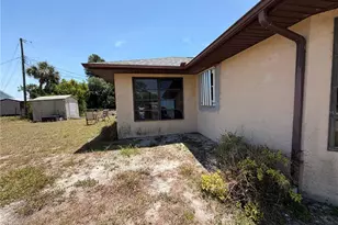 333 Timbruce Ln NW, Port Charlotte, FL 33952 - Photo 5