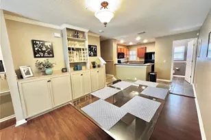 7338 Black Walnut Way, Lakewood Ranch, FL 34202 - Photo 5