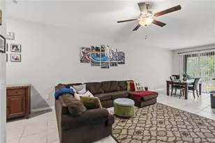 9622 Pembrooke Pines Dr, Sun City Center, FL 33573 - Photo 7
