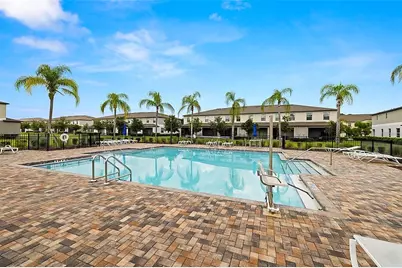 9622 Pembrooke Pines Drive, Sun City Center, FL 33573 - Photo 33