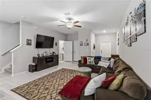 9622 Pembrooke Pines Dr, Sun City Center, FL 33573 - Photo 5