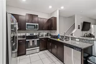 9622 Pembrooke Pines Dr, Sun City Center, FL 33573 - Photo 9