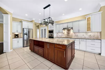 6215 46th Court E, Bradenton, FL 34203 - Photo 9