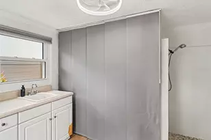 2344 Temple St, Sarasota, FL 34237 - Photo 15