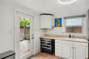 2344 Temple St, Sarasota, FL 34237 - Photo 13