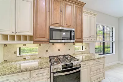 7361 Wexford Court, Lakewood Ranch, FL 34202 - Photo 17