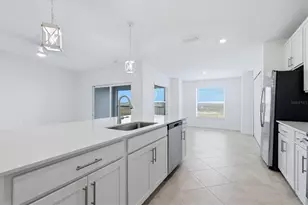 18923 Scallop Loop, Bradenton, FL 34211 - Photo 9