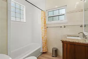 2547 Bahia Vista St, Sarasota, FL 34239 - Photo 19