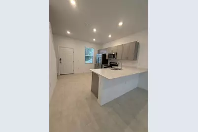 8581 Daybreak Street, Sarasota, FL 34241 - Photo 7