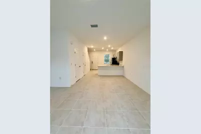 8581 Daybreak Street, Sarasota, FL 34241 - Photo 13