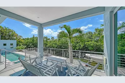 705 Jungle Queen Way, Longboat Key, FL 34228 - Photo 1
