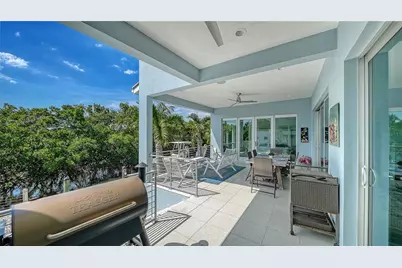 705 Jungle Queen Way, Longboat Key, FL 34228 - Photo 11