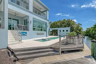 705 Jungle Queen Way, Longboat Key, FL 34228 - Photo 23