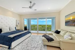 705 Jungle Queen Way, Longboat Key, FL 34228 - Photo 33