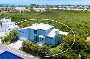 705 Jungle Queen Way, Longboat Key, FL 34228 - Photo 1