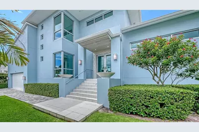 705 Jungle Queen Way, Longboat Key, FL 34228 - Photo 5