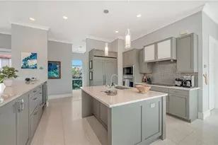 705 Jungle Queen Way, Longboat Key, FL 34228 - Photo 29