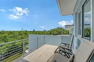705 Jungle Queen Way, Longboat Key, FL 34228 - Photo 37