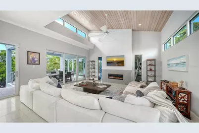 705 Jungle Queen Way, Longboat Key, FL 34228 - Photo 7