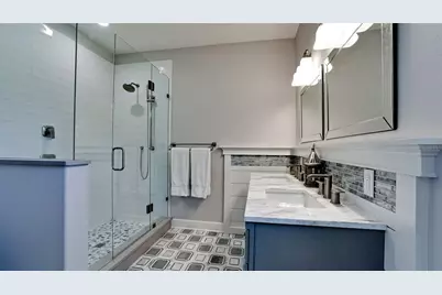 8202 17th Avenue W, Bradenton, FL 34209 - Photo 9