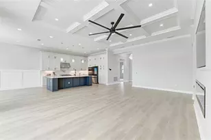 4517 Mondrian Ct, Sarasota, FL 34240 - Photo 9