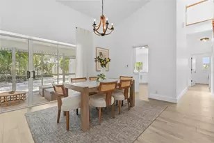4074 Redbird Circle, Sarasota, FL 34231 - Photo 5