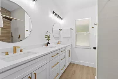 4074 Redbird Circle, Sarasota, FL 34231 - Photo 11