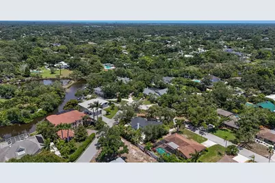 4074 Redbird Circle, Sarasota, FL 34231 - Photo 75