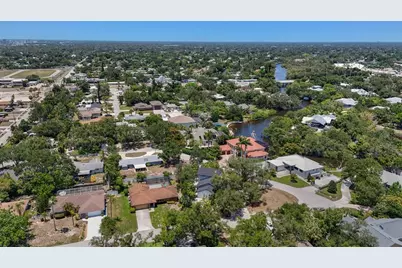 4074 Redbird Circle, Sarasota, FL 34231 - Photo 77