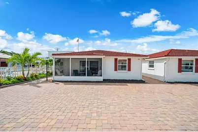 6154 Midnight Pass Road #B1, Sarasota, FL 34242 - Photo 3