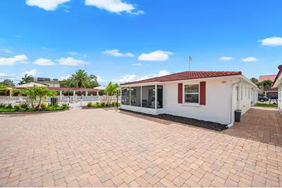 6154 Midnight Pass Road #B1, Sarasota, FL 34242 - Photo 5