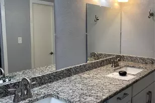 4394 Sandner Dr, Sarasota, FL 34243 - Photo 17