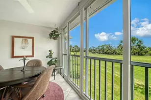 9641 Castle Point Dr, Sarasota, FL 34238 - Photo 9