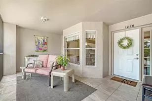 9641 Castle Point Dr, Sarasota, FL 34238 - Photo 3