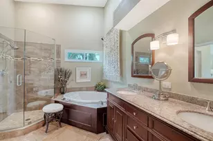 9641 Castle Point Dr, Sarasota, FL 34238 - Photo 21
