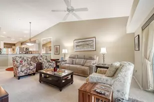 9641 Castle Point Dr, Sarasota, FL 34238 - Photo 13