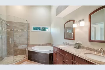 9641 Castle Point Drive #1226, Sarasota, FL 34238 - Photo 31