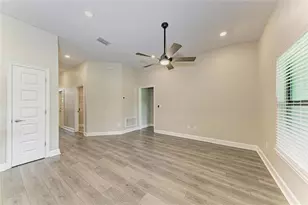 9421 43rd Ct E, Parrish, FL 34219 - Photo 9