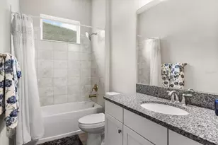 6325 Rivo Lks Blvd, Sarasota, FL 34241 - Photo 37