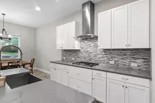 6325 Rivo Lks Blvd, Sarasota, FL 34241 - Photo 19